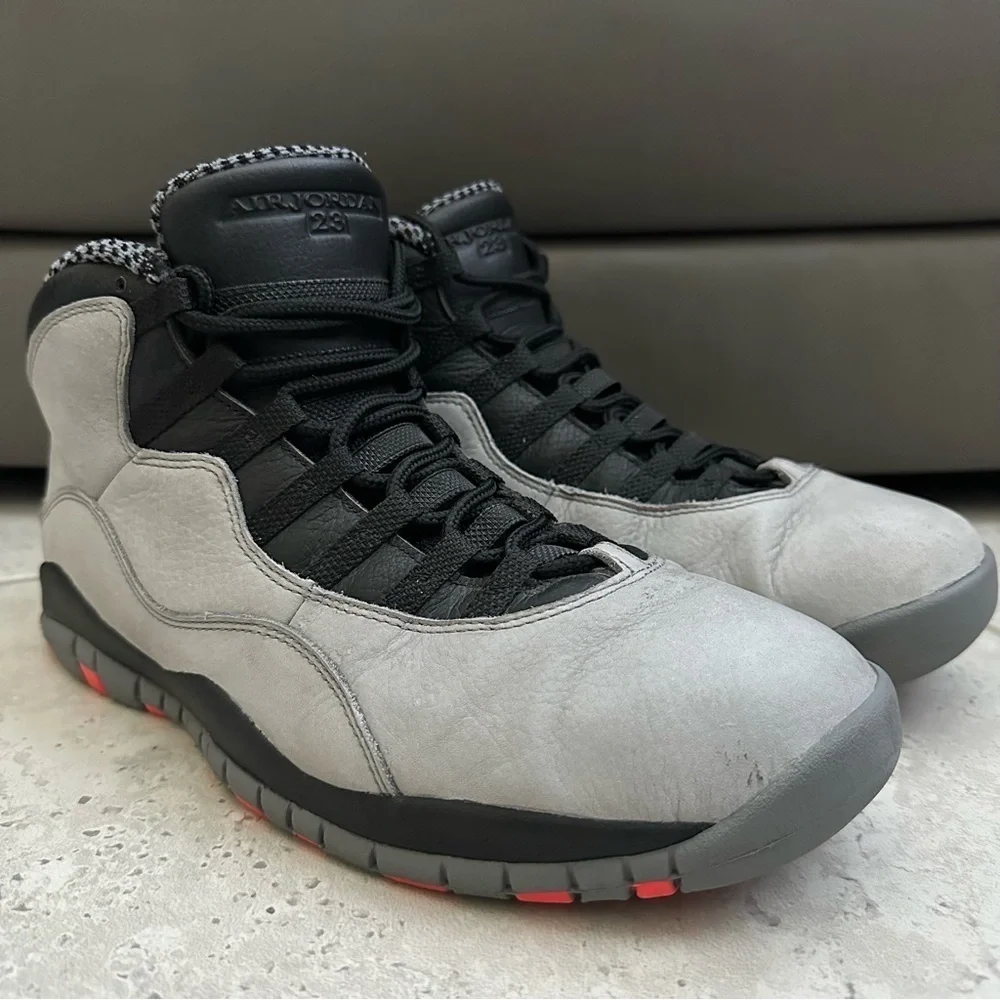 Jordan 10 Retro Sneaker Size 11.5 Men